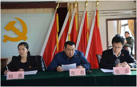 長田實(shí)業(yè)攜手共青團(tuán)“青春扶貧?益暖泉城”青少年暖冬行動(dòng)走進(jìn)太平街道